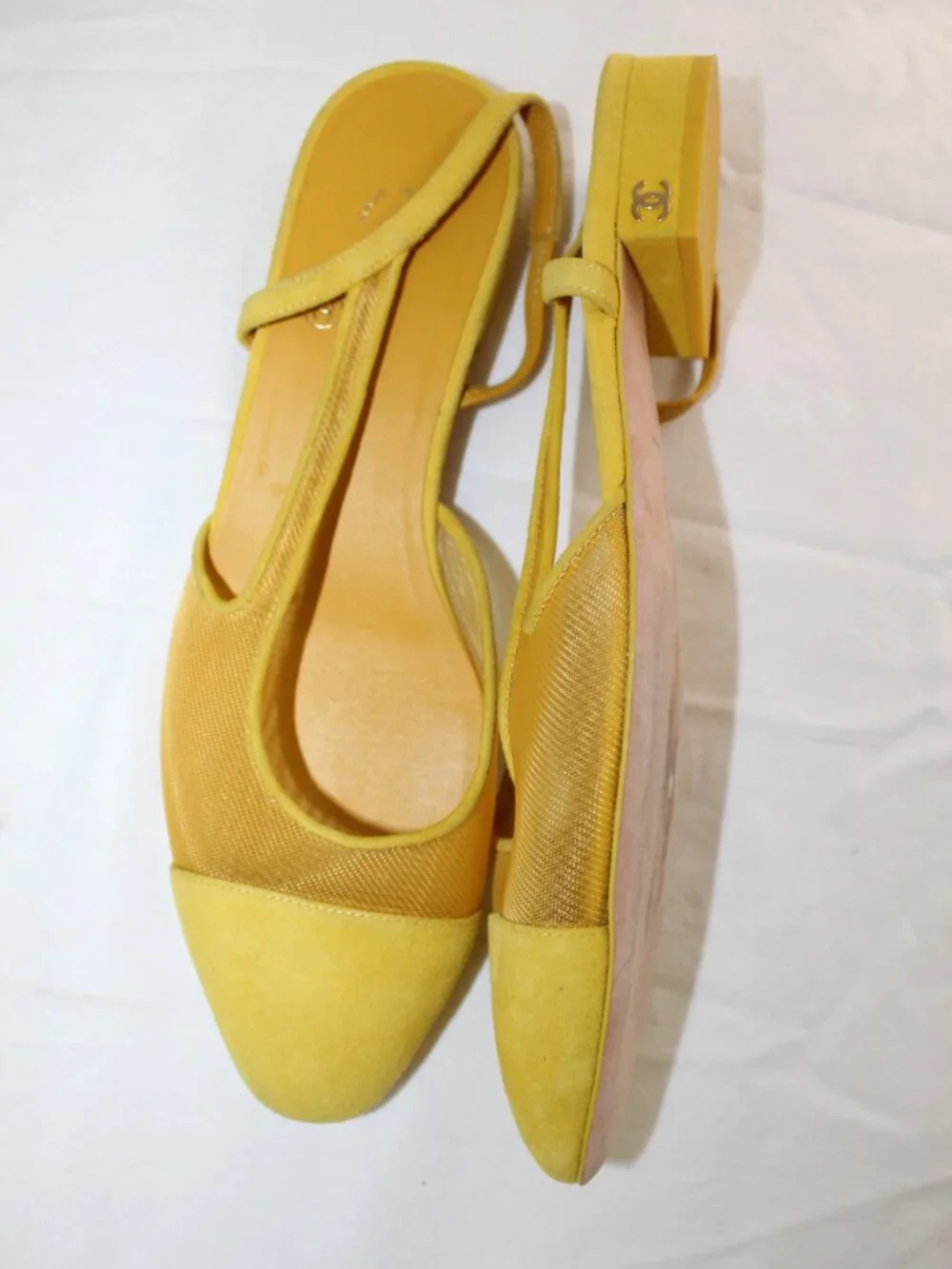 Chanel Yellow Slingback Ballet Flats Pumps Two Tone CC Suede Mesh 38